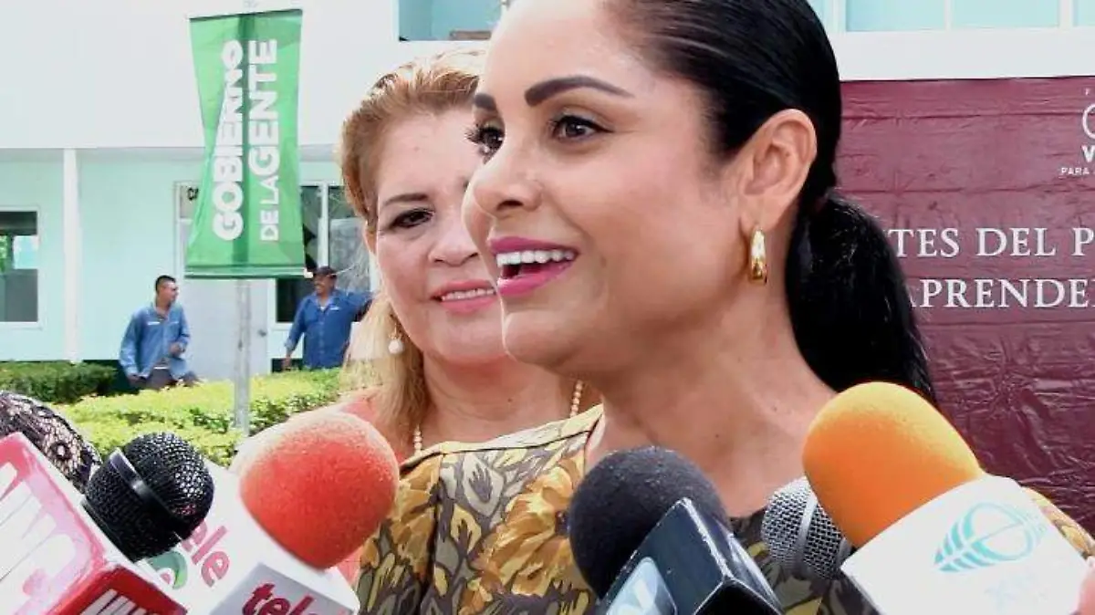 esposa de Roberto Sandoval ESPECIAL